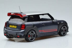 Mini John Cooper Works GP F56 Pelēks Otto 1:18 OT407 Sveķi — attēls 2 no 6