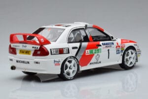 Mitsubishi Lancer Evo 4 T. Makinen / S. Harjanne Rally Catalunya 1997 Otto 1:18 OT409 Sveķi — attēls 2 no 6