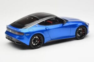 Nissan Fairlady Z Z35 Bayside Zils GT Spirit 1:18 GT387 Sveķi — attēls 2 no 6