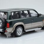 Nissan Patrol GR Y61 Zaļš Otto 1:18 - image 2 of 5