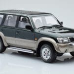 Nissan Patrol GR Y61 Zaļš Otto 1:18 - image 3 of 5