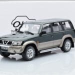 Nissan Patrol GR Y61 Zaļš Otto 1:18 - image 5 of 5