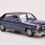 Opel Diplomat B Tumši Zils Metaliks MCG 1:18 - image 4 of 6