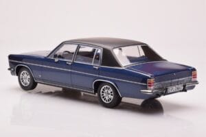 Opel Diplomat B Tumši Zils Metaliks MCG 1:18 MCG18336 Metāls — attēls 5 no 6