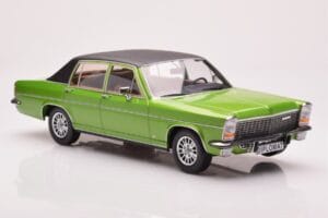 Opel Diplomat B Zaļš Metaliks MCG 1:18 MCG18337 Metāls — attēls 4 no 6