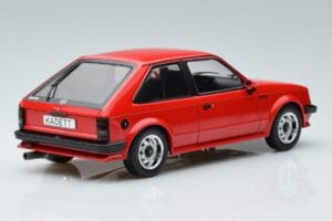 Opel Kadett D GTE Sarkans MCG 1:18 MCG18269 Metāls — attēls 2 no 6