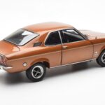 Opel Manta A Bronzs Metallic Norev 1:18 - image 3 of 8