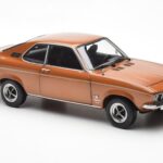Opel Manta A Bronzs Metallic Norev 1:18 - image 6 of 8