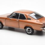 Opel Manta A Bronzs Metallic Norev 1:18 - image 7 of 8
