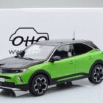 Opel Mokka-e GS Line Matcha Zaļš Otto 1:18 - image 5 of 5