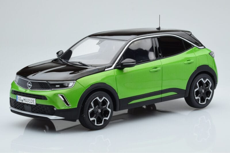 Opel Mokka-e GS Line Matcha Zaļš Otto 1:18