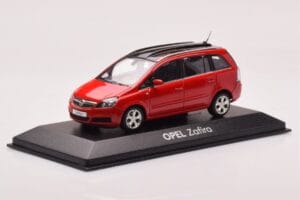 Opel Zafira B OPC Sarkans Minichamps 1:43 400045300 Metāls — attēls 2 no 4