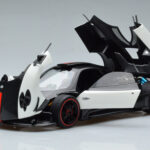 Pagani Zonda Cinque Balts Benny Almost Real 1:18 - image 2 of 12