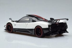 Pagani Zonda Cinque Balts Benny Almost Real 1:18 850601001 Metāls — attēls 7 no 12