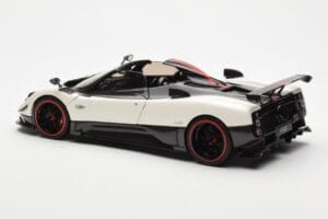 Pagani Zonda Cinque Roadster Balts Benny Almost Real 1:18 850611001 Metāls — attēls 7 no 8