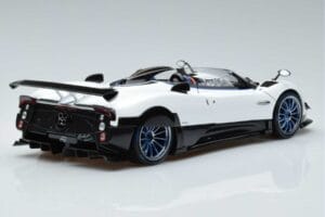 Pagani Zonda HP Barchetta Carbon Fiber Balts LCD 1:18 LCD18009-WH Metāls — attēls 3 no 9