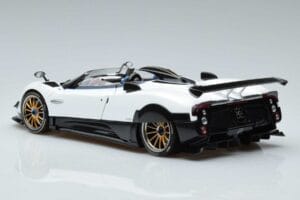 Pagani Zonda HP Barchetta Carbon Fiber Balts LCD 1:18 LCD18009-WH Metāls — attēls 8 no 9