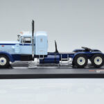 Peterbilt 350 Zils IXO 1:43 TR133 - image 3 of 6