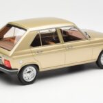 Peugeot 104 GR Bēšs Metaliks Norev 1:18 - image 2 of 6