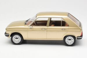 Peugeot 104 GR Bēšs Metaliks Norev 1:18 184904 Metāls — attēls 3 no 6