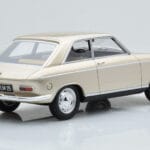 Peugeot 204 Coupe Bēšs Otto 1:18 - image 2 of 6