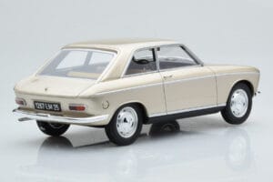 Peugeot 204 Coupe Bēšs Otto 1:18 OT1024 Sveķi — attēls 2 no 6