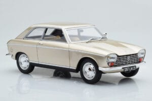 Peugeot 204 Coupe Bēšs Otto 1:18 OT1024 Sveķi — attēls 4 no 6