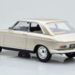 Peugeot 204 Coupe Bēšs Otto 1:18 - image 5 of 6