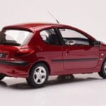 Peugeot 206 S16 Sarkans Otto 1:18 - image 2 of 6