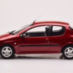 Peugeot 206 S16 Sarkans Otto 1:18 - image 3 of 6