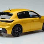 Peugeot 208 GT Line Dzeltens Otto 1:18 OT930 Sveķi - image 2 of 6