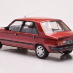 Peugeot 305 GTX Sarkans Plaisir Otto 1:18 - image 5 of 6