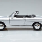 Peugeot 404 Kabriolets Sudrabs Norev 1:18 - image 5 of 8