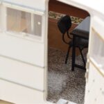 Peugeot 404 Ar Kempinga Piekabi Henon Norev 1:18 184837 Metāls - image 6 of 7