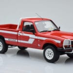 Peugeot 504 Dangel Pickup Sarkans Otto 1:18 - image 4 of 6