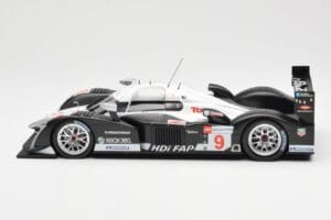 Peugeot 908 HDI FAP LMP1 #9 F. Montagny / R. Zonta / N. Kilen 3rd Place 24 Hours of Le Mans 2008 Minichamps 1:18 150081209 Me — attēls 3 no 6