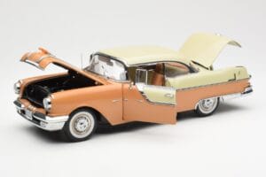 Pontiac Star Chief Hardtop Sarkans Balts Sun Star 1:18 5043 Metāls — attēls 2 no 8