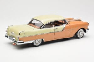 Pontiac Star Chief Hardtop Sarkans Balts Sun Star 1:18 5043 Metāls — attēls 3 no 8