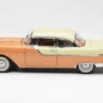 Pontiac Star Chief Hardtop Sarkans Balts Sun Star 1:18 - image 4 of 8