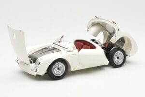 Porsche 550 Spyder 70 Gadu Izdevums Balts Schuco 1:18 450033300 Metāls — attēls 2 no 8
