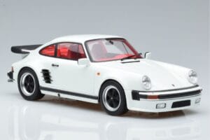 Porsche 911 930 Turbo S Grand Prix White GT Spirit 1:18 GT786 Sveķi — attēls 4 no 6