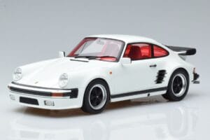 Porsche 911 930 Turbo S Grand Prix White GT Spirit 1:18 GT786 Sveķi