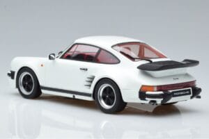Porsche 911 930 Turbo S Grand Prix White GT Spirit 1:18 GT786 Sveķi — attēls 5 no 6