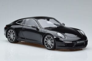 Porsche 911 991 Carrera 4 Black Edition GT Spirit 1:18 GT114 Sveķi — attēls 4 no 6