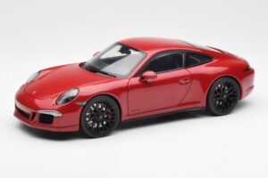 Porsche 911 991 Carrera GTS Carmine Sarkans Schuco 1:18