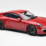 Porsche 911 991 Carrera GTS Carmine Sarkans Schuco 1:18 - image 6 of 8