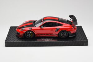 Porsche 911 GT2 RS 991 MR Manthey Racing Nordschleife Record Minichamps 1:18