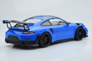 Porsche 911 GT2 RS 991.2 Weissach Package Zils Melnie Magnija Diski Minichamps 1:18 153068316 Metāls — attēls 2 no 6