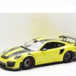 Porsche 911 991.2 GT2 RS Gaiši Zaļš Ar Melniem Magnija Diskiem Minichamps 1:18 - image 6 of 6