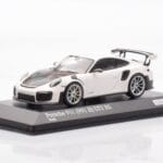 Porsche 911 991.2 GT2 RS Balts Minichamps 1:43 - image 2 of 4